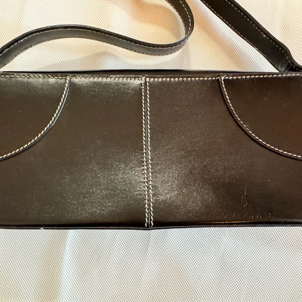 Kenneth Cole Elegant Black Shoulder Bag - Picture 5 of 11